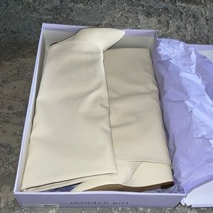 “Viral” TikTok Madden Girl boots brand new!